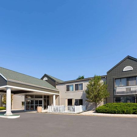 La Quinta Inn By Wyndham Sheboygan Kültér fotó