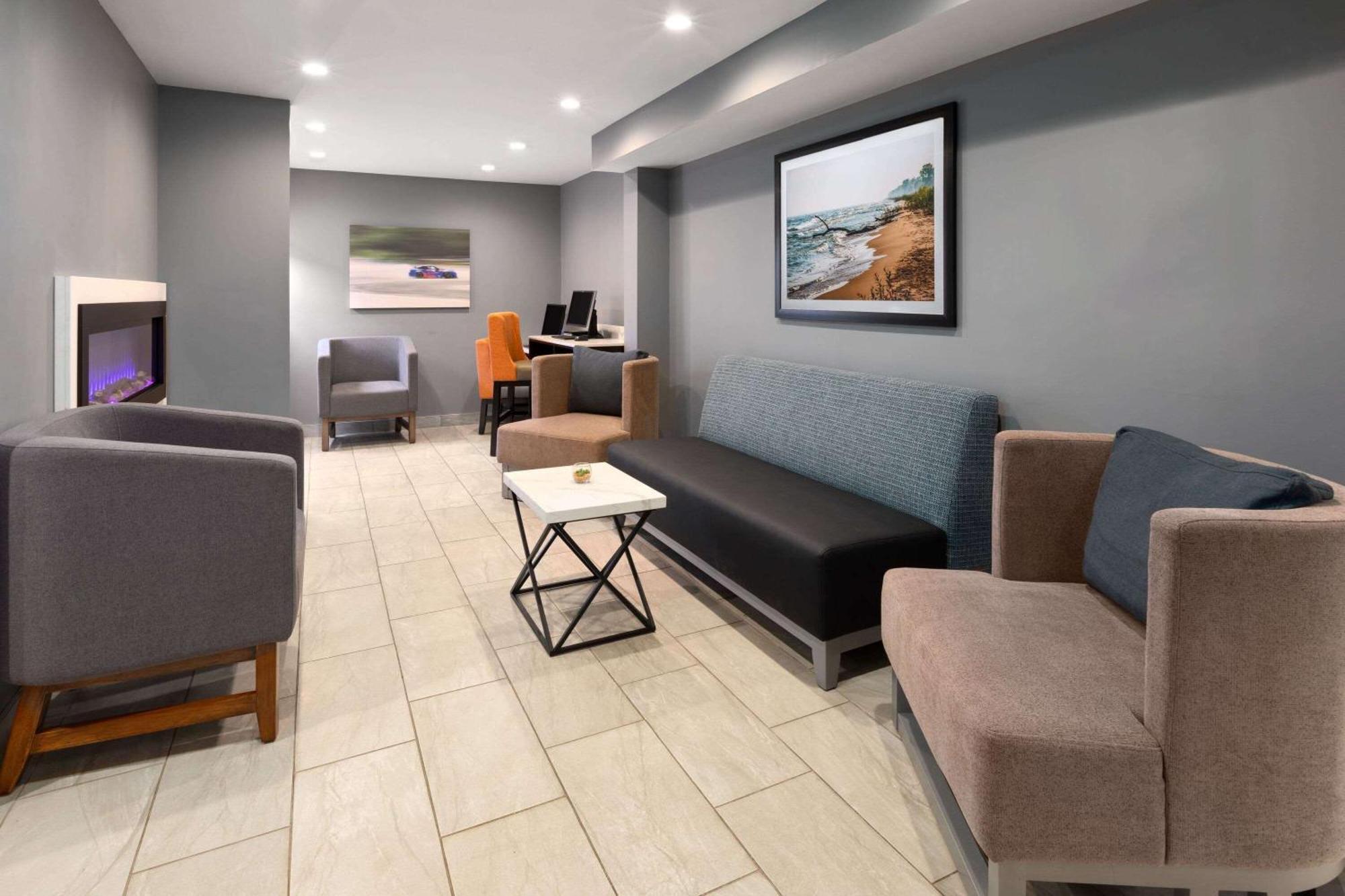 La Quinta Inn By Wyndham Sheboygan Kültér fotó